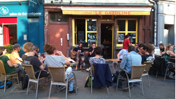 Photo de l'établissement Le Gazoline Bar Concerts avec terrain de pétanque dans la ville Rennes