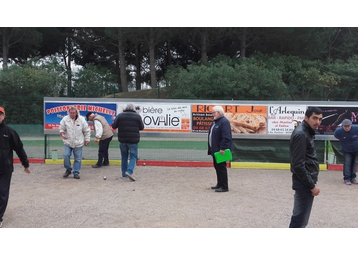 Boule de pétanque -  