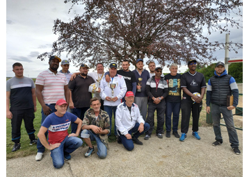 Boule de pétanque -  