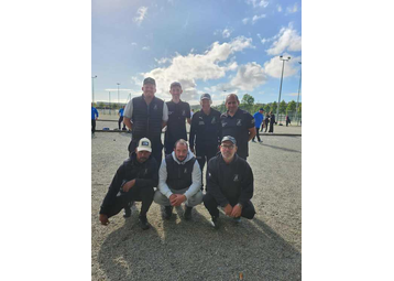 Boule de pétanque -  