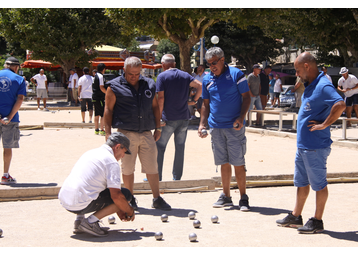 Boule de pétanque -  