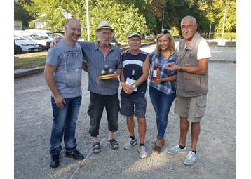 Boule de pétanque -  