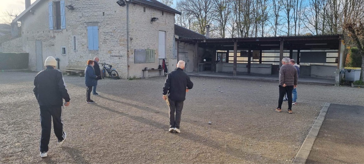 Terrain de pétanque du club AMICALE BOULISTE FRONCLES-BUXIERES - Froncles