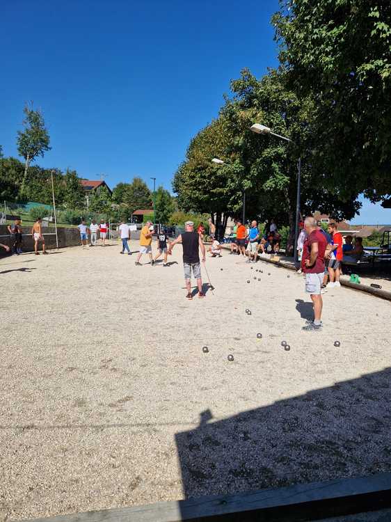 Terrain de pétanque du club Amicale Pétanque de Farges - Farges