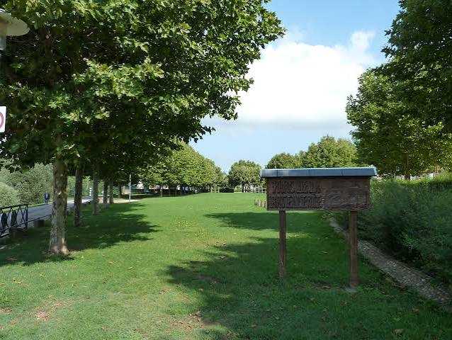 Terrain de pétanque du club Interclasse en 0 - Montmerle-sur-Saône - Montmerle-sur-Saône