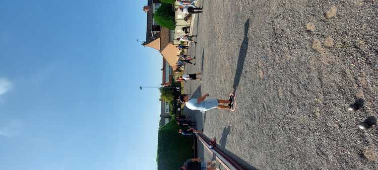 Terrain de pétanque du club La boule d'or de Pérenchies - Pérenchies