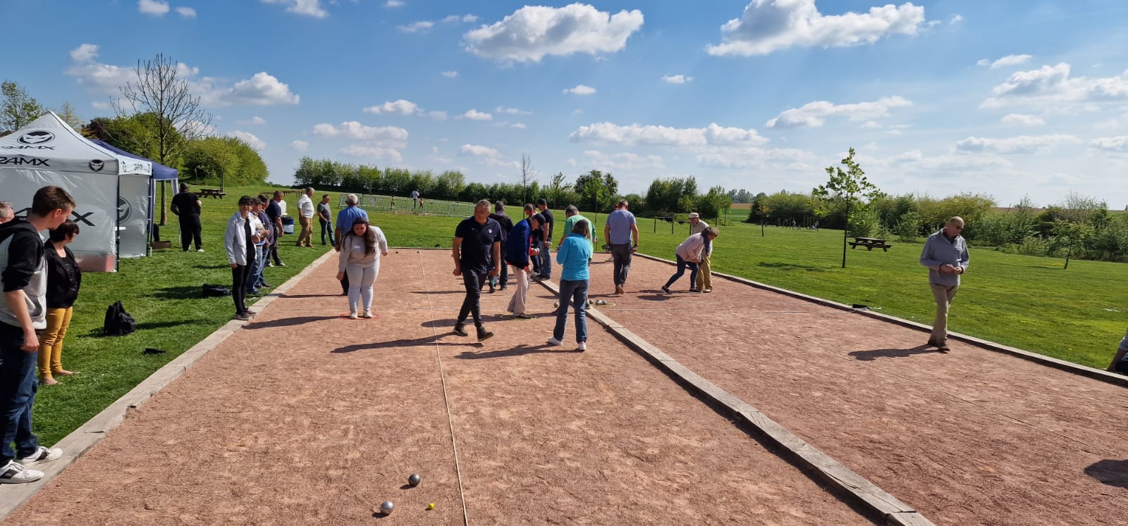 Terrain de pétanque du club Servaville petanque - Servaville-Salmonville