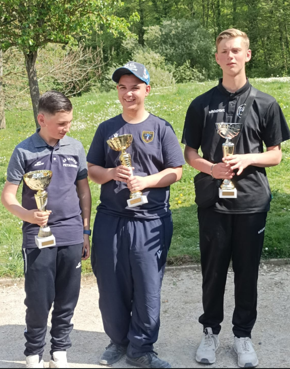 Photo du club de pétanque Pétancoeurs Mantais - 764